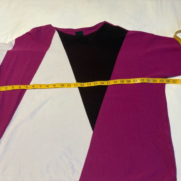 Aaeda Colorblock Sweater - Picture 6 of 7